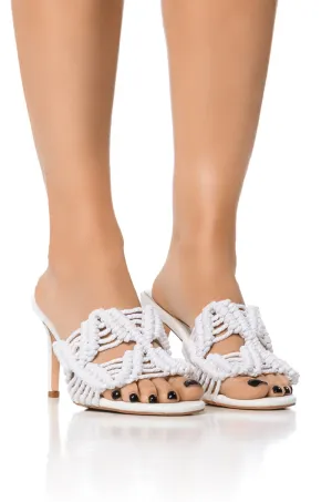 AZALEA WANG ASTER ROPE WOVEN SANDAL IN WHITE