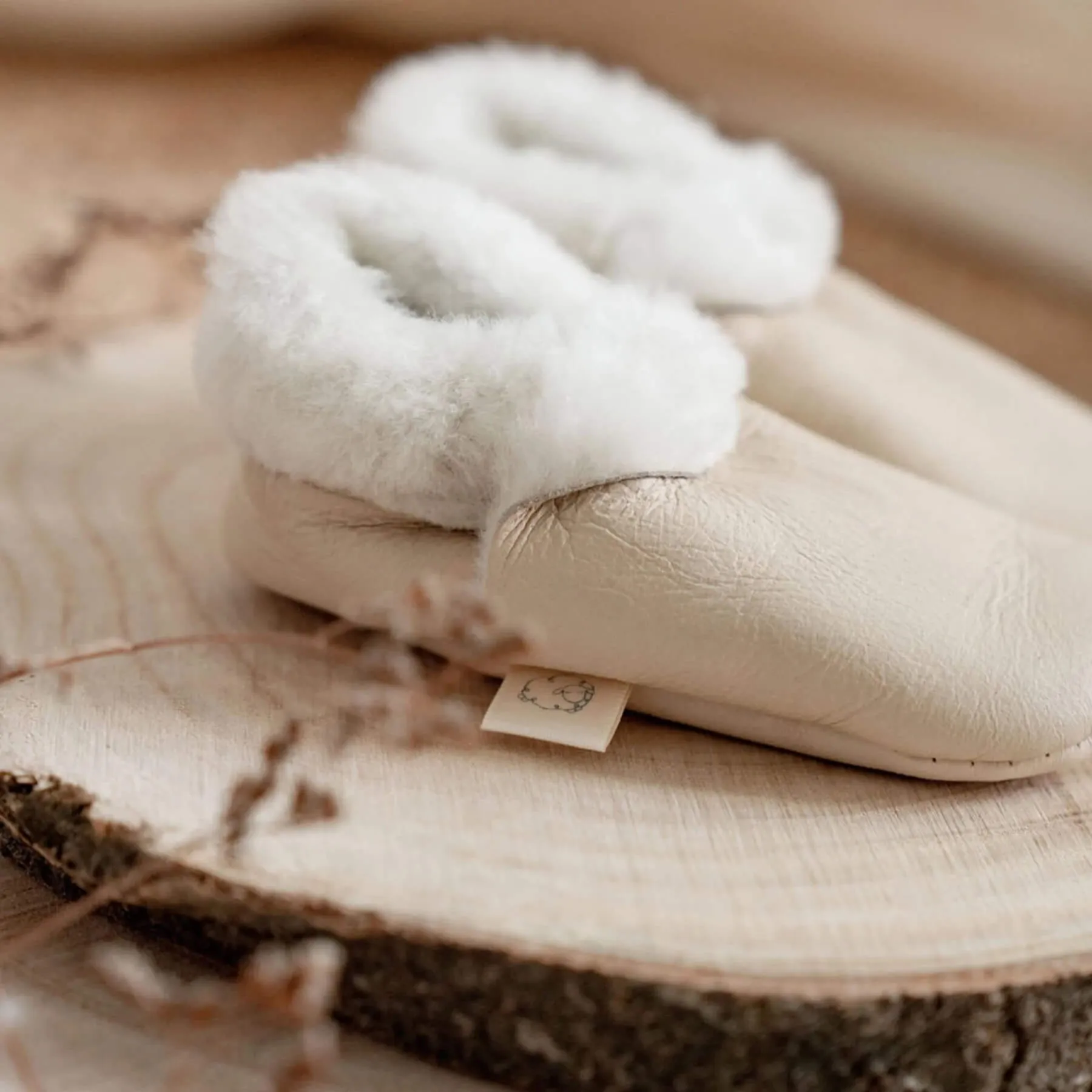 Baa Baby Lambskin Booties (Pebble)