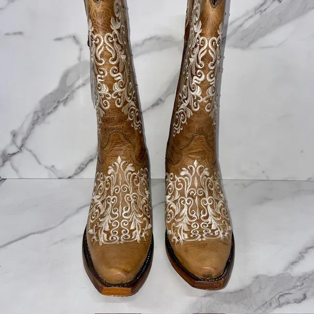 Country Cowgirl Snip Toe Rock'em Boots, Size 7