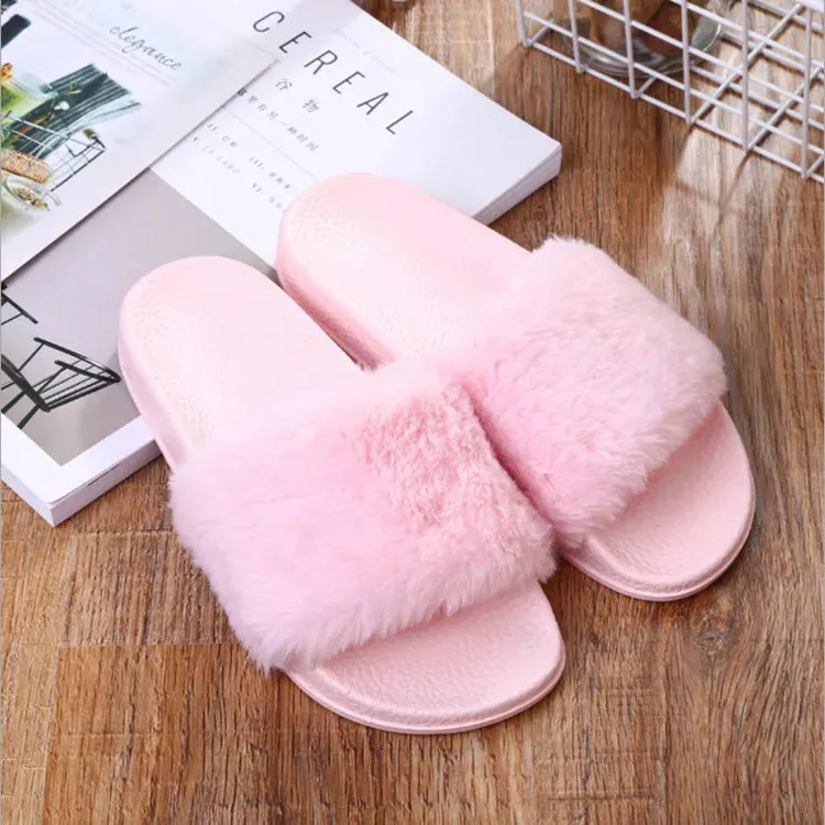 Cozy Plush Slides: Stylish, Sustainable.